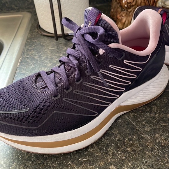 Saucony Endorphin Shift Running Shoes - Picture 5 of 7